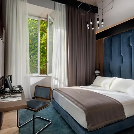 Arts & Crafts Luxury