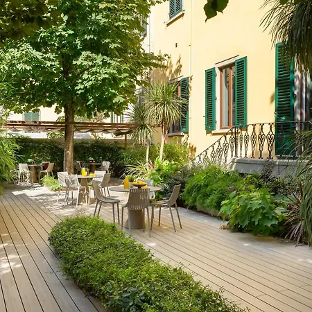 Arts & Crafts Luxury Bed & Breakfast Florence